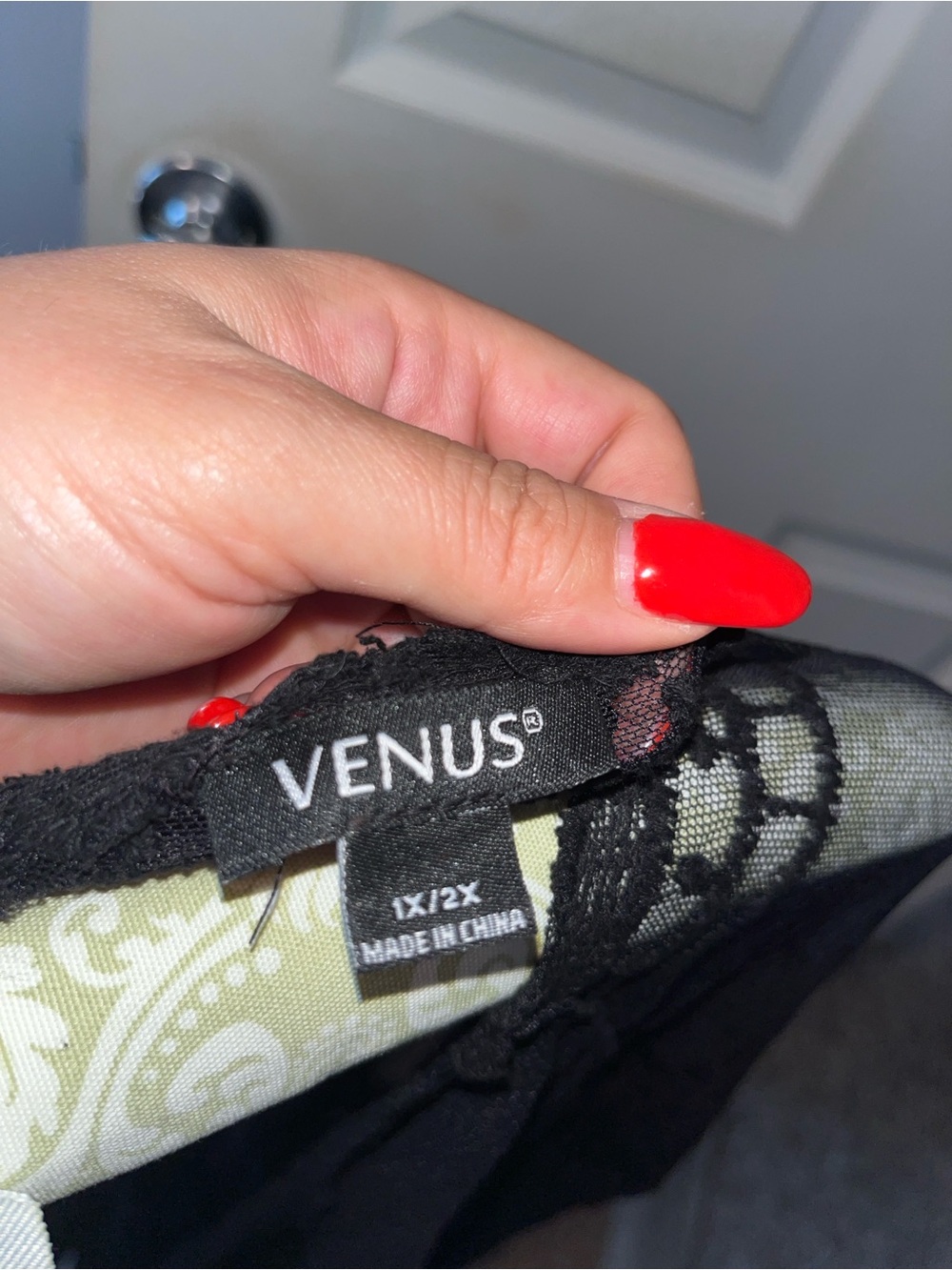Maxi lace swim cover-up - Picture 4 of 4